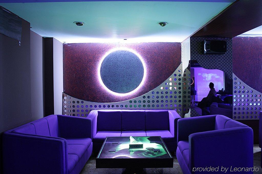 The Checkers Hotel Chennai Esterno foto