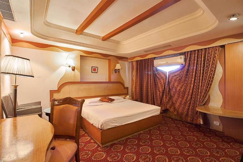 The Checkers Hotel Chennai Esterno foto