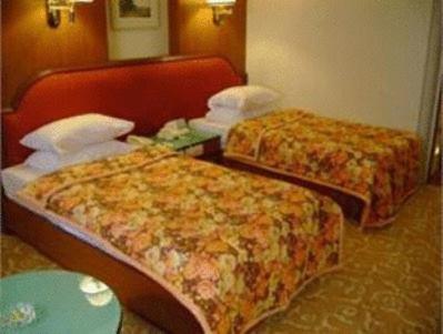 The Checkers Hotel Chennai Esterno foto