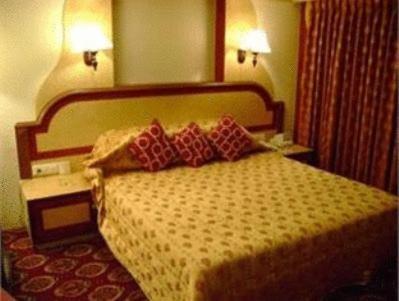 The Checkers Hotel Chennai Esterno foto